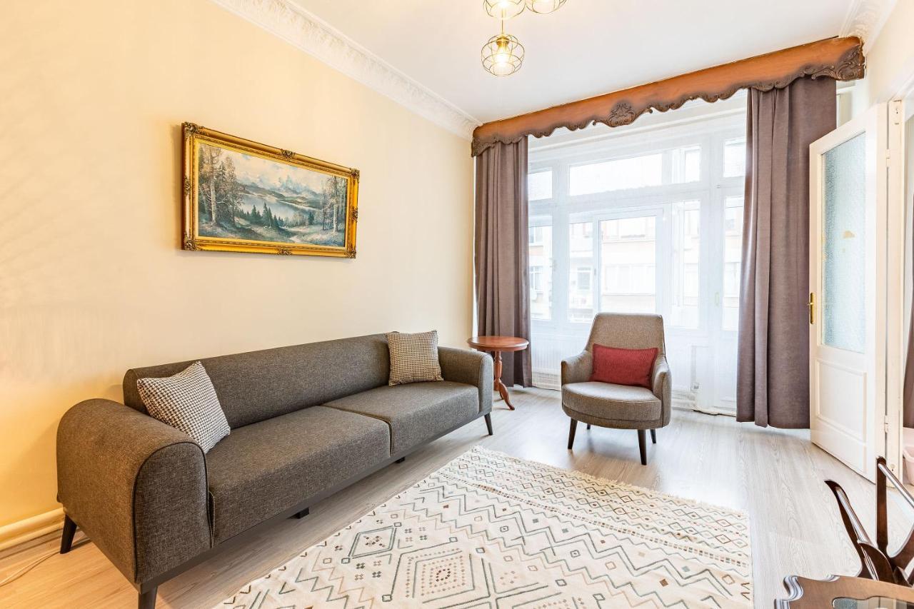 Charming Apartment Surrounded By Vibrant Attractions In Kadikoy Stambuł Zewnętrze zdjęcie